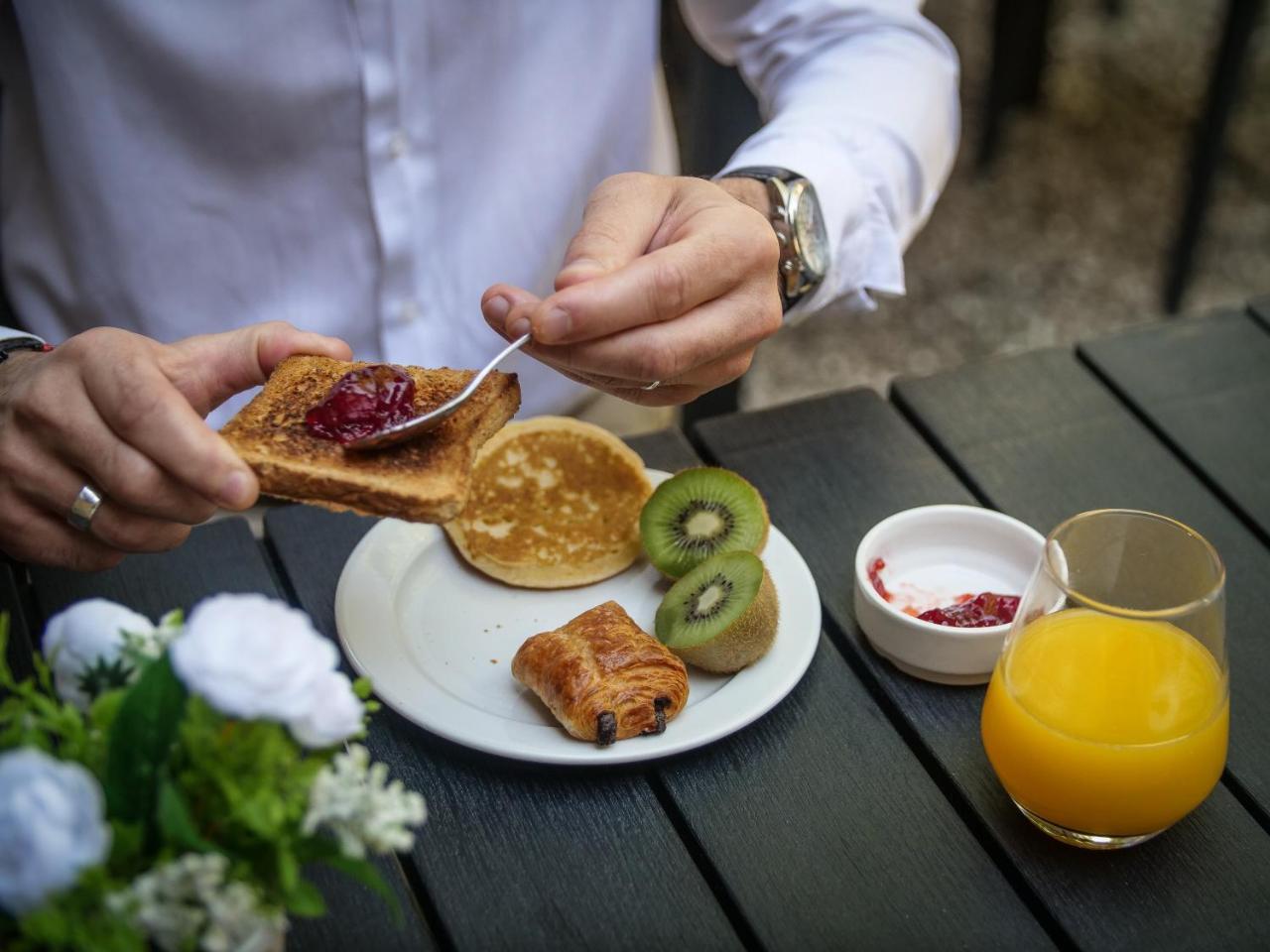 Hotel Inn Design Resto Novo ชาโตว์บรีอองต์ ภายนอก รูปภาพ